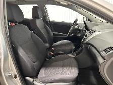 Hyundai Accent Voiture à hayon, 5 portes, boîte automatique GL 2 - Photo 19