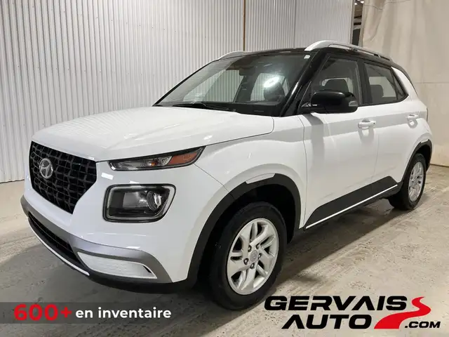 Hyundai Venue Preferred IVT avec couleur deux tons 2023 à vendre