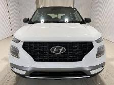 Hyundai Venue Preferred IVT avec couleur deux tons 2023 à vendre - Photo 3