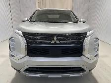 Mitsubishi Outlander PHEV LE S-AWC 2024 à vendre - Photo 3