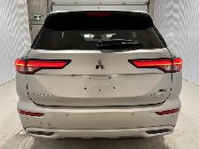 Mitsubishi Outlander PHEV LE S-AWC 2024 à vendre - Photo 9