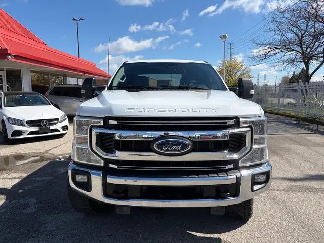 2022 Ford F-250 XLT FX4 4WD Crew Cab 6.75' Box 6.2L V8 Gas - Photo 2