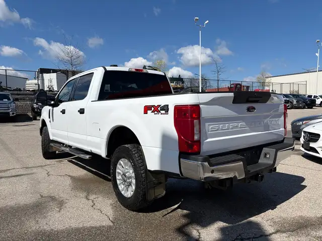 2022 Ford F-250 XLT FX4 4WD Crew Cab 6.75' Box 6.2L V8 Gas - Photo 7