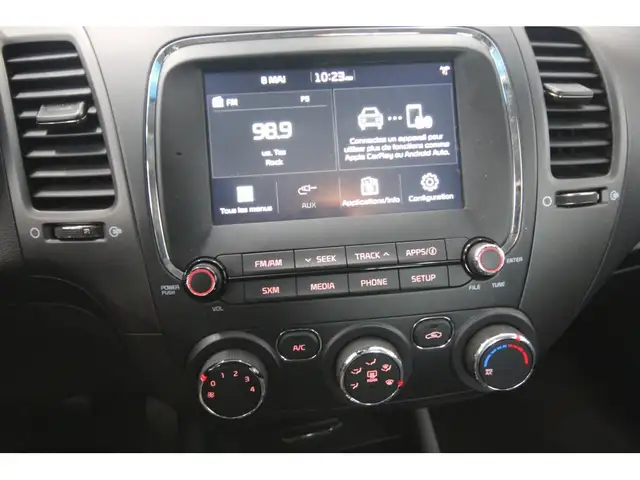2017 Kia Forte LX - Photo 21