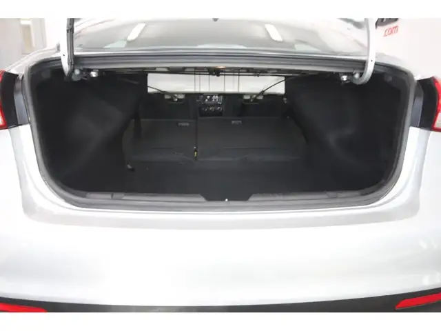 2017 Kia Forte LX - Photo 27