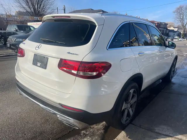 2017 Mercedes-Benz GLC 300 - Photo 5