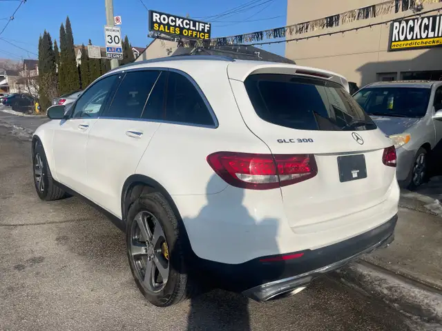 2017 Mercedes-Benz GLC 300 - Photo 7