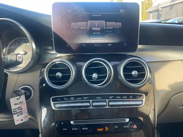 2017 Mercedes-Benz GLC 300 - Photo 17
