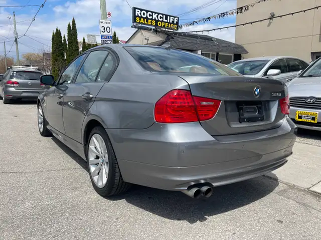 2011 BMW 328 i xDrive - Photo 7