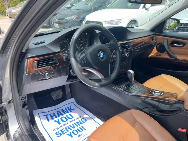 2011 BMW 328 i xDrive - Photo 10