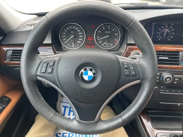 2011 BMW 328 i xDrive - Photo 12