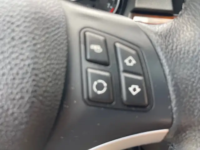 2011 BMW 328 i xDrive - Photo 14