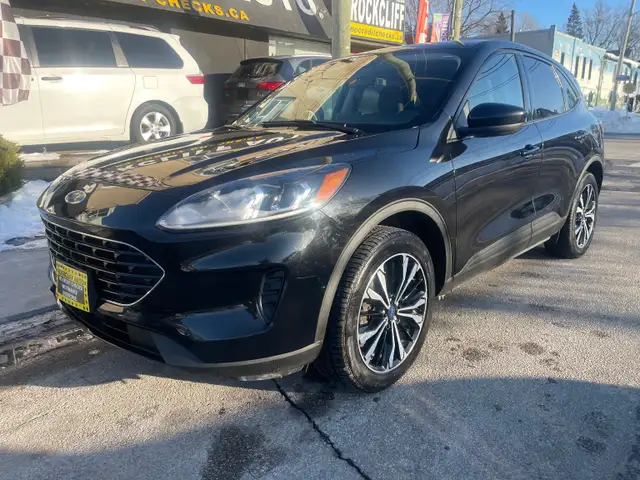 2021 Ford Escape SE