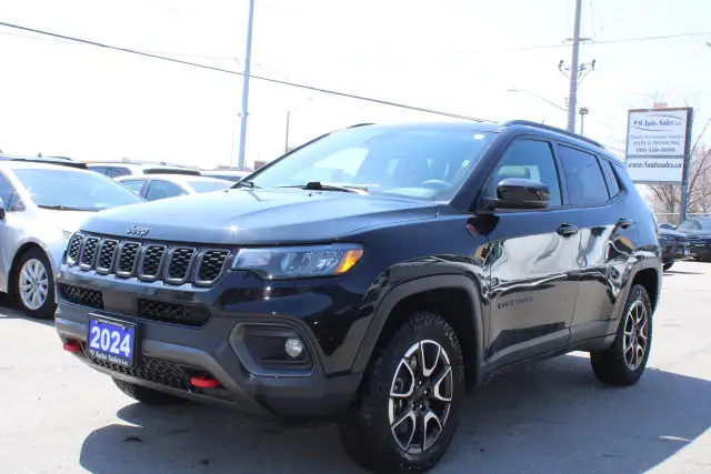 2024 Jeep Compass Trailhawk - Photo 2