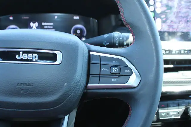 2024 Jeep Compass Trailhawk - Photo 11