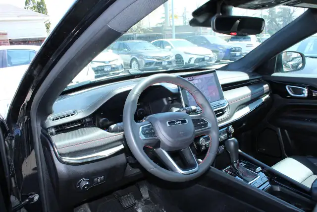 2024 Jeep Compass Trailhawk - Photo 25