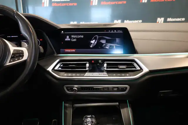 2020 BMW X5 M50i - PANO|NAVI|CAMERA|HEADSUP|2xRIM&TIRE - Photo 13