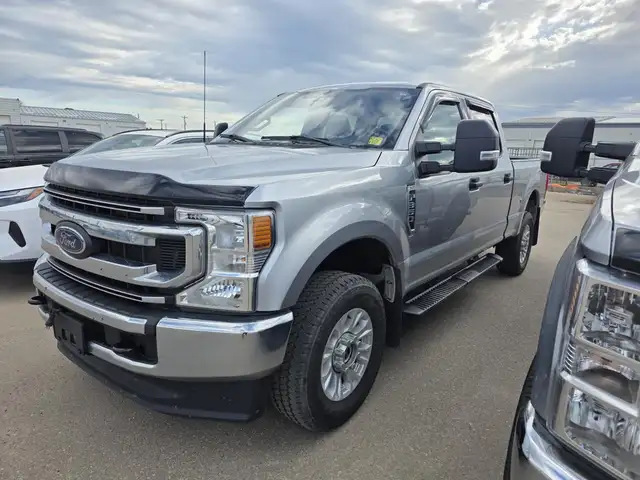 2022 Ford Super Duty F-350 SRW XLT