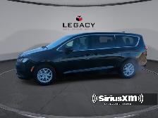 2025 Chrysler Grand Caravan SXT Heated Seats | Apple CarPlay | A - Photo 4