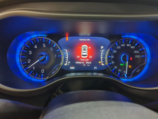 2025 Chrysler Grand Caravan SXT Heated Seats | Apple CarPlay | A - Photo 10