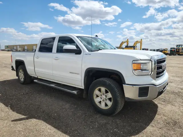 2014 GMC Sierra 1500 - Photo 2