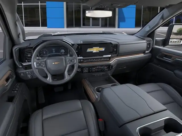 2026 Chevrolet Silverado 2500HD - Photo 5