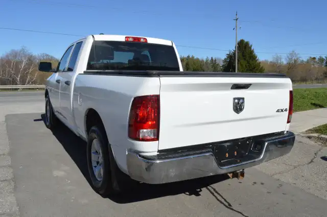 2017 Ram 1500 4WD Quad Cab 140.5' ST - Photo 3