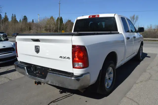 2017 Ram 1500 4WD Quad Cab 140.5' ST - Photo 5