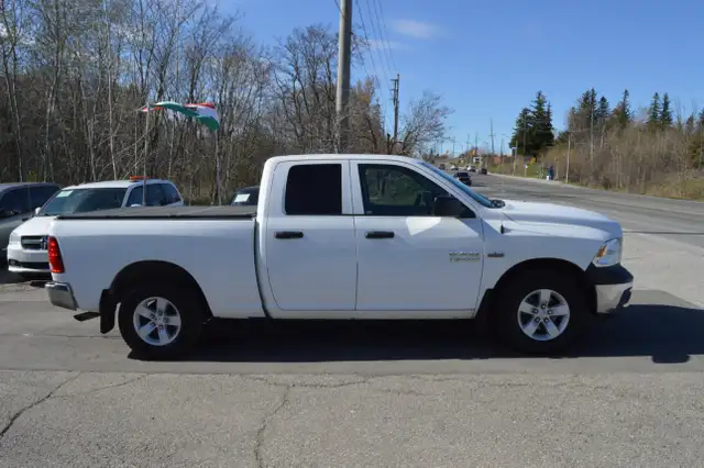 2017 Ram 1500 4WD Quad Cab 140.5' ST - Photo 6