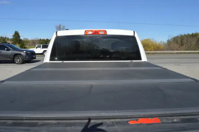 2017 Ram 1500 4WD Quad Cab 140.5' ST - Photo 14