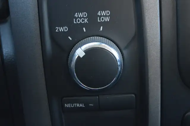 2017 Ram 1500 4WD Quad Cab 140.5' ST - Photo 24