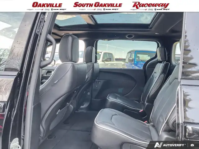 2024 Chrysler Pacifica LIMITED | V6 | S APPEARANCE PACKAGE | NAP - Photo 23