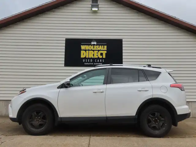 2016 Toyota RAV4 - Photo 3