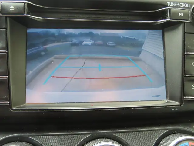 2016 Toyota RAV4 - Photo 9