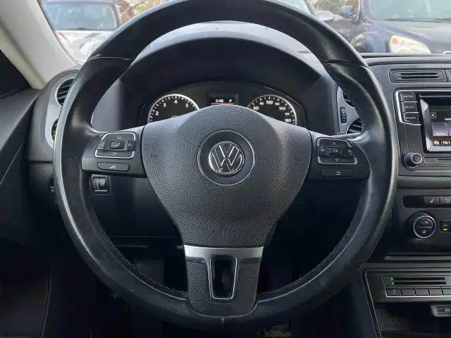 2016 Volkswagen Tiguan Comfortline AWD, HEATED SEATS, SAFETY - Photo 10