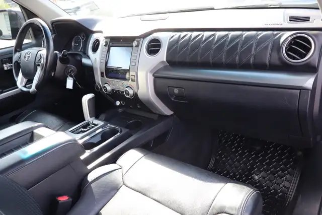 2017 Toyota Tundra - Photo 15