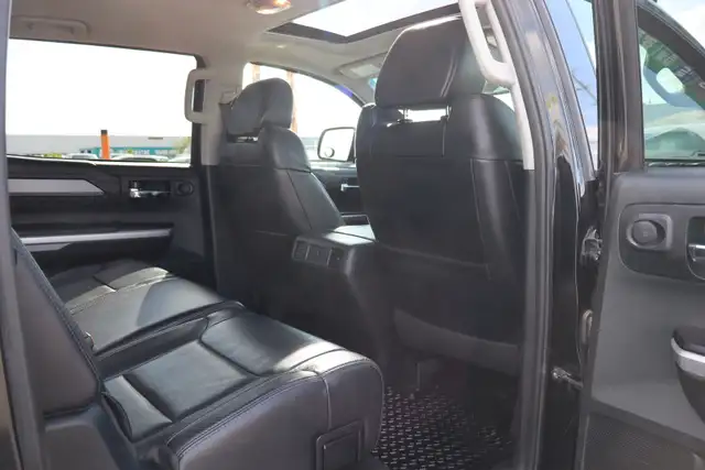 2017 Toyota Tundra - Photo 18