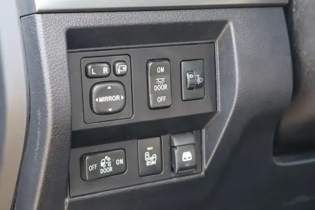 2017 Toyota Tundra - Photo 26