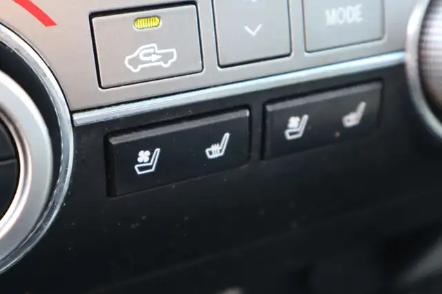 2017 Toyota Tundra - Photo 30