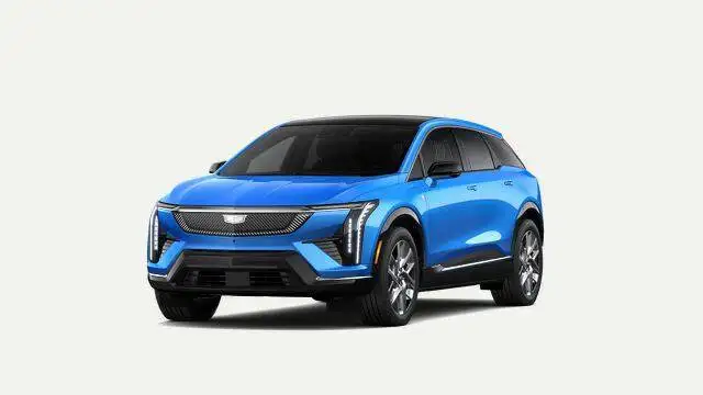 2026 Cadillac OPTIQ Luxury - Photo 2