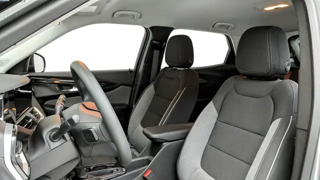 2024 Chevrolet Trailblazer LS - Photo 27