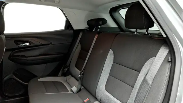 2024 Chevrolet Trailblazer LS - Photo 29