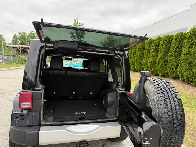 2013 JEEP WRANGLER UNLIMITED SAHARA EDITION 4WD AUTOMATIC A/C - Photo 8