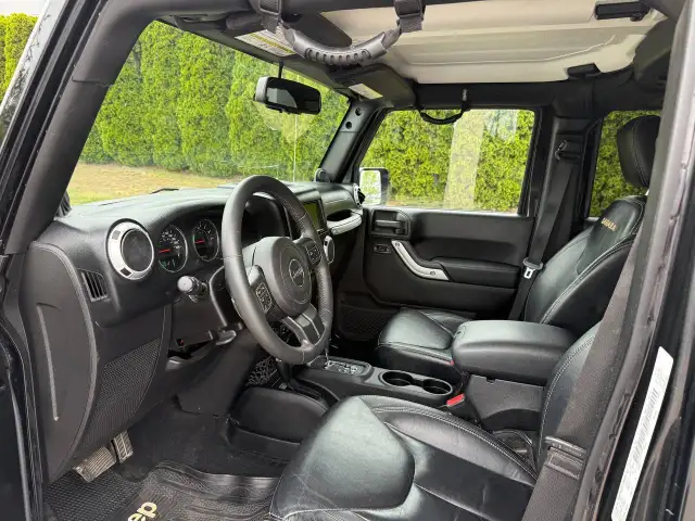 2013 JEEP WRANGLER UNLIMITED SAHARA EDITION 4WD AUTOMATIC A/C - Photo 9