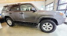 2022 Toyota 4Runner SR5 AWD 7 PASSAGER - Photo 3