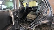 2022 Toyota 4Runner SR5 AWD 7 PASSAGER - Photo 7