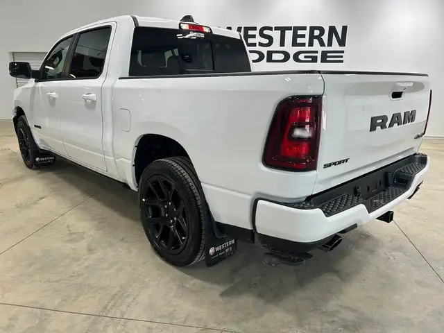 2025 Ram 1500 Sport - Photo 4