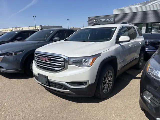 2017 GMC Acadia - Photo 2