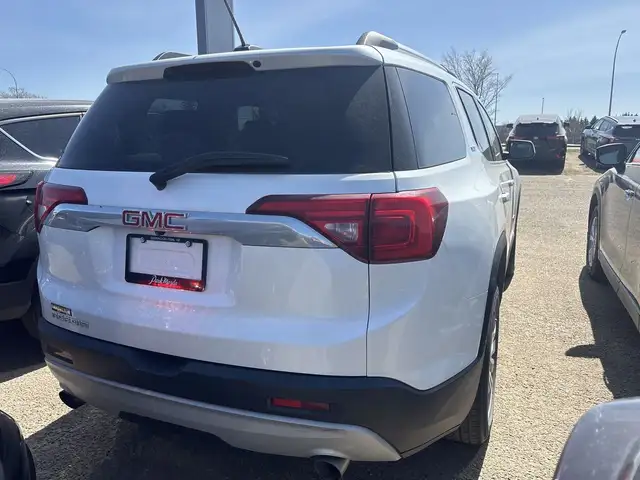 2017 GMC Acadia - Photo 5