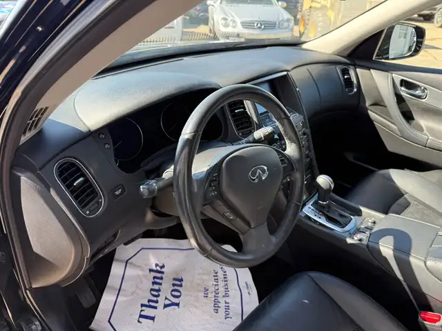 2016 INFINITI QX50 - Photo 8